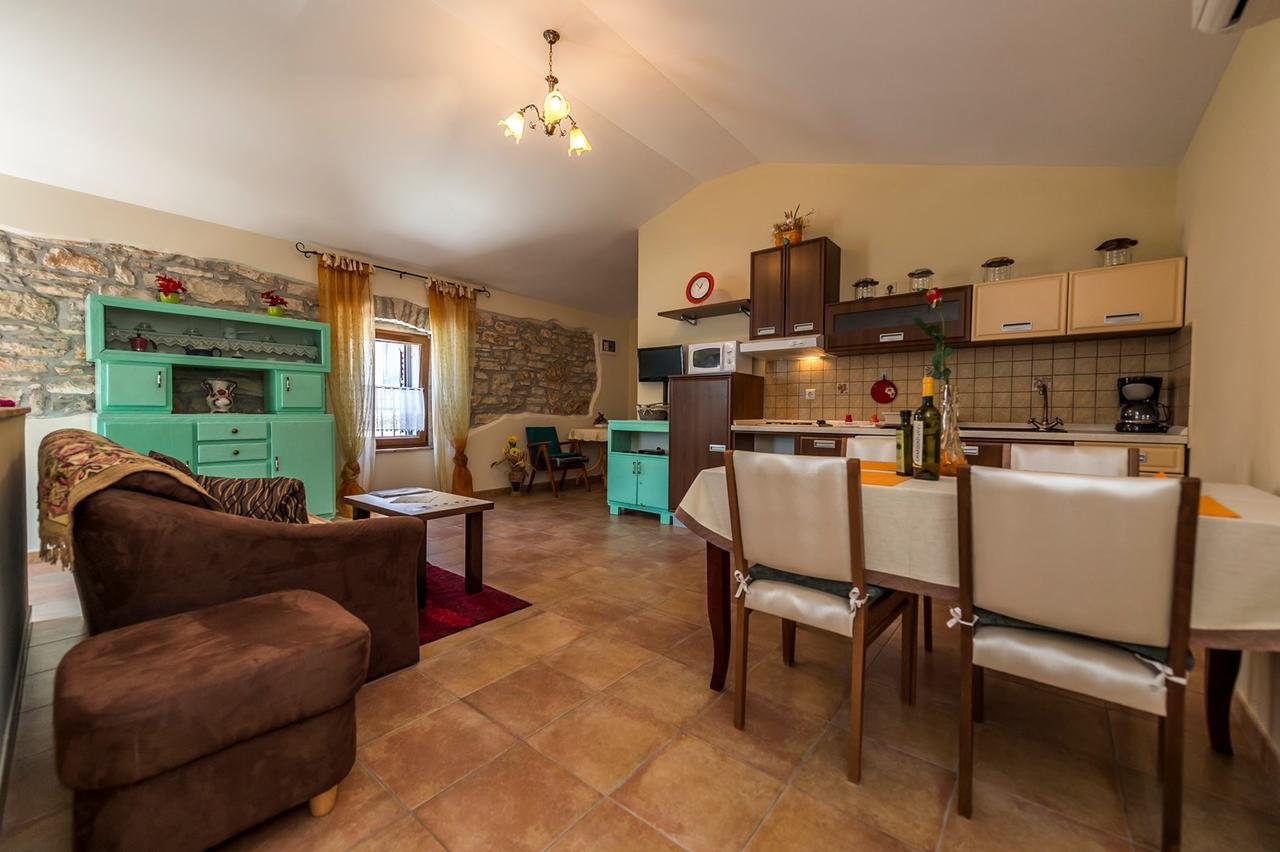 Villa Valtrazza Tar-Vabriga Εξωτερικό φωτογραφία
